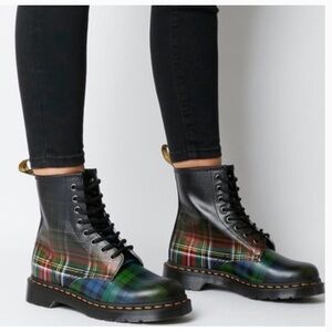 Dr. Marten 1460 Tartan Leather lace Up Boots Size 8 (US women)